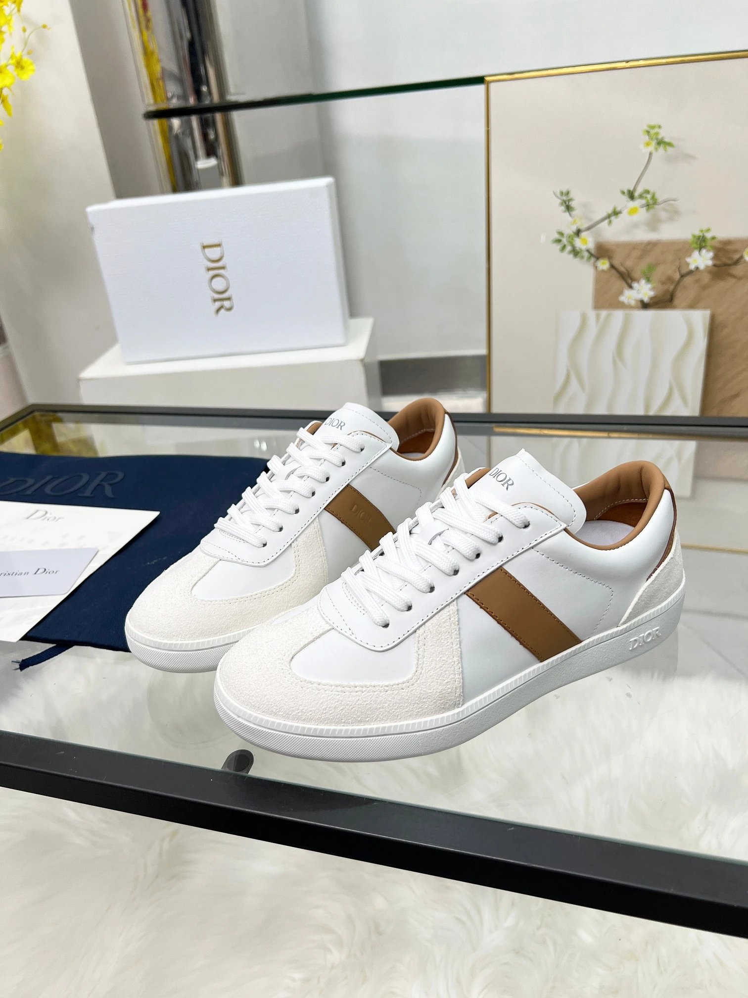 Dior B01 White Leather Sneakers Brown - Gallery Image 3 - Detailed View