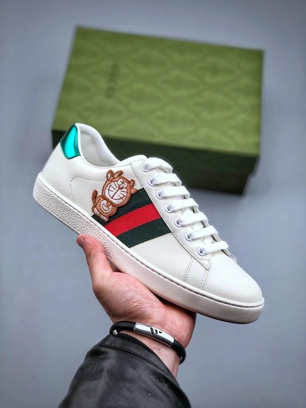 Gucci Bee White Green Sneakers Embroidered Doraemon - Gucci - Cnfans - $57.42
