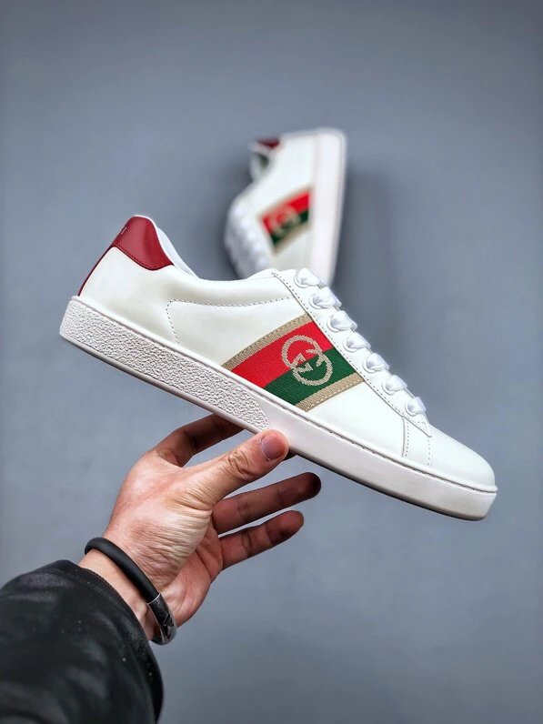 Gucci Bee White Red Sneakers GG embroidery - Gallery Image 4 - Detailed View