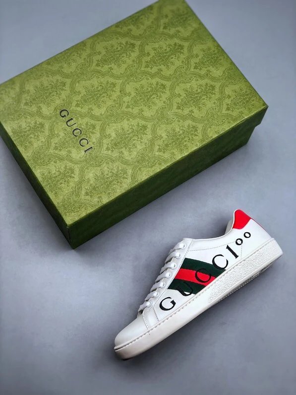 Gucci Bee White Red Sneakers Embroidered GUCCI - Gallery Image 3 - Detailed View