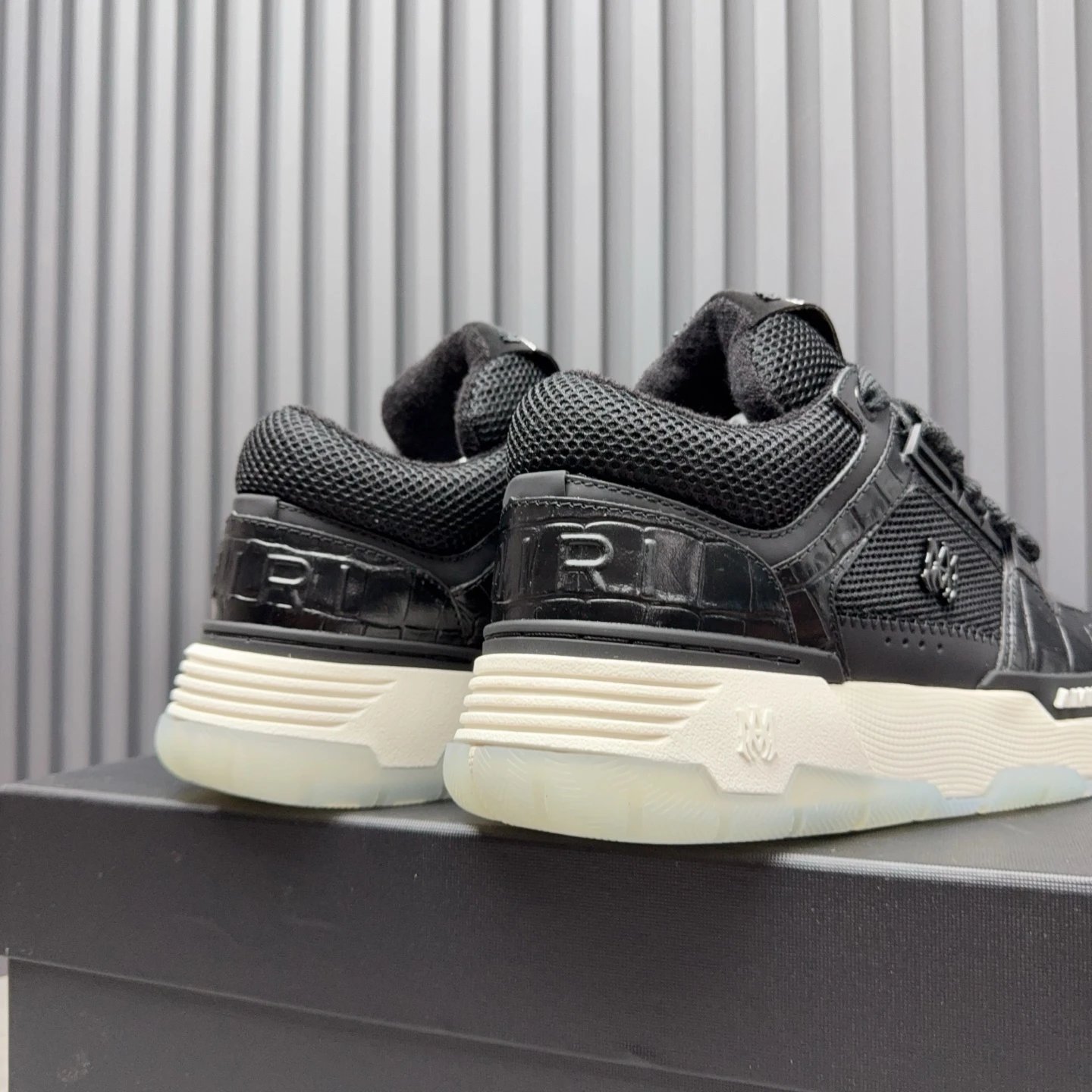 Low Top Leather Mesh Basketball Sneakers Black Ivory - Gallery Image 6 - Detailed View