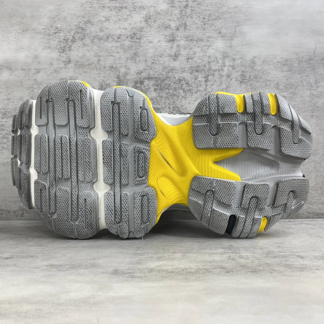 Chunky Cargo Sneakers Mesh Leather Retro Yellow Silver - Gallery Image 8 - Detailed View