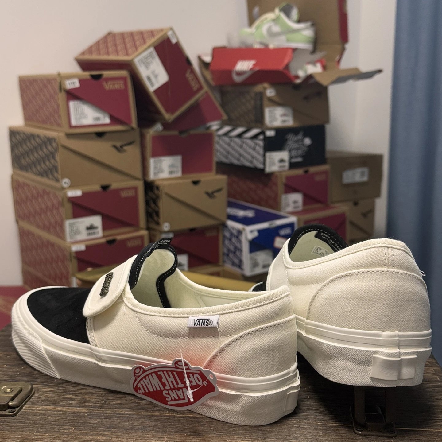 Suede Slip On Skate Shoes Ivory Black - Gallery Image 3 - Detailed View