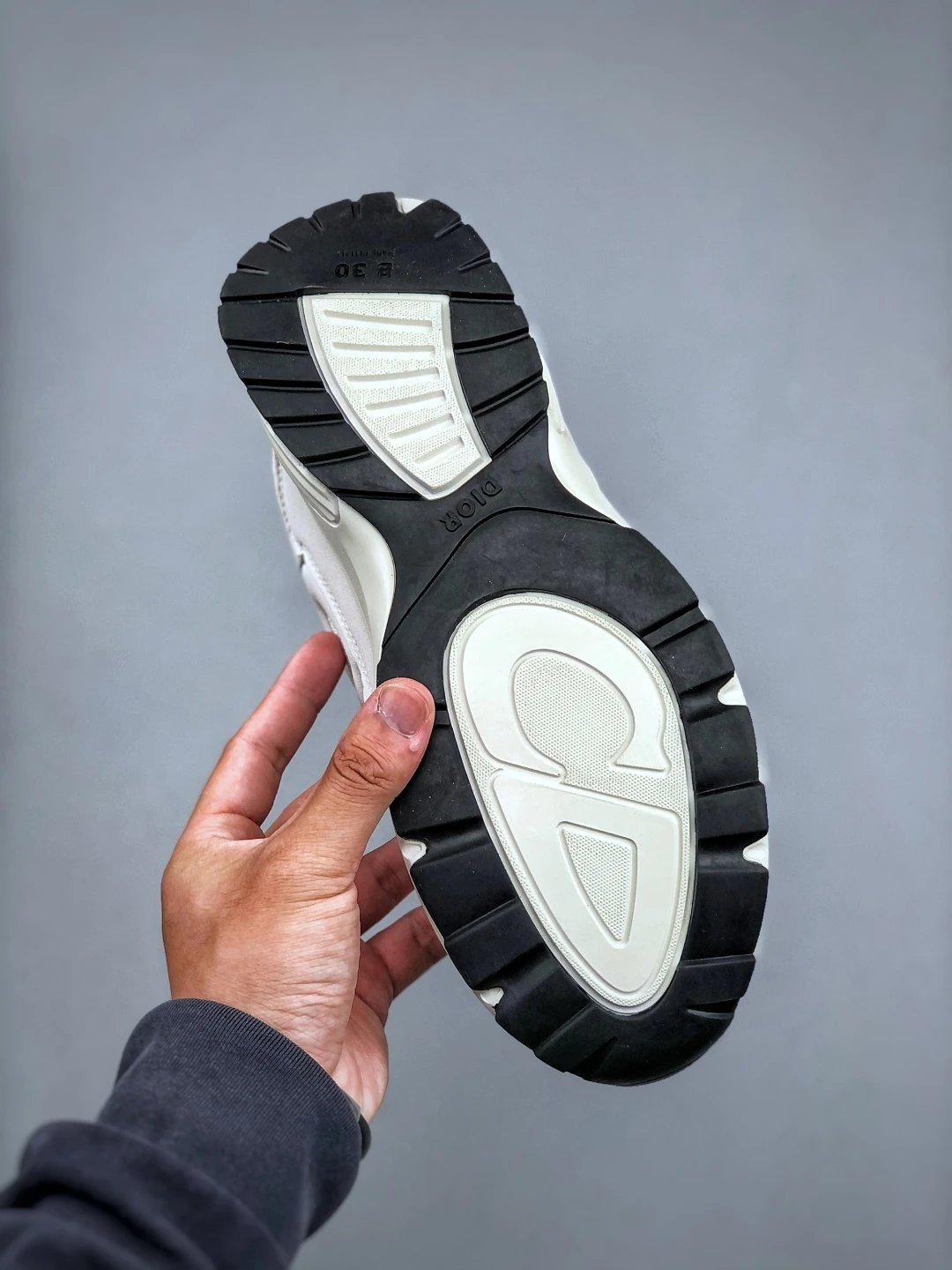 B30 Dad Sneakers Mesh Suede Cream - Gallery Image 8 - Detailed View