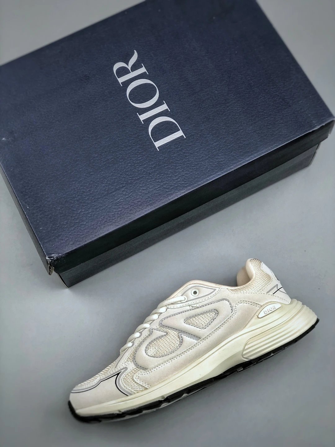 B30 Dad Sneakers Mesh Suede Cream - Gallery Image 4 - Detailed View