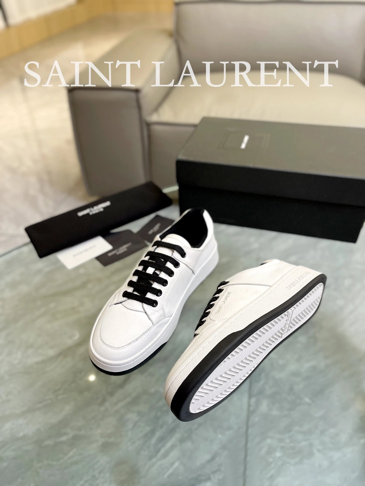 Saint Laurent Sneakers White - Gallery Image 4 - Detailed View