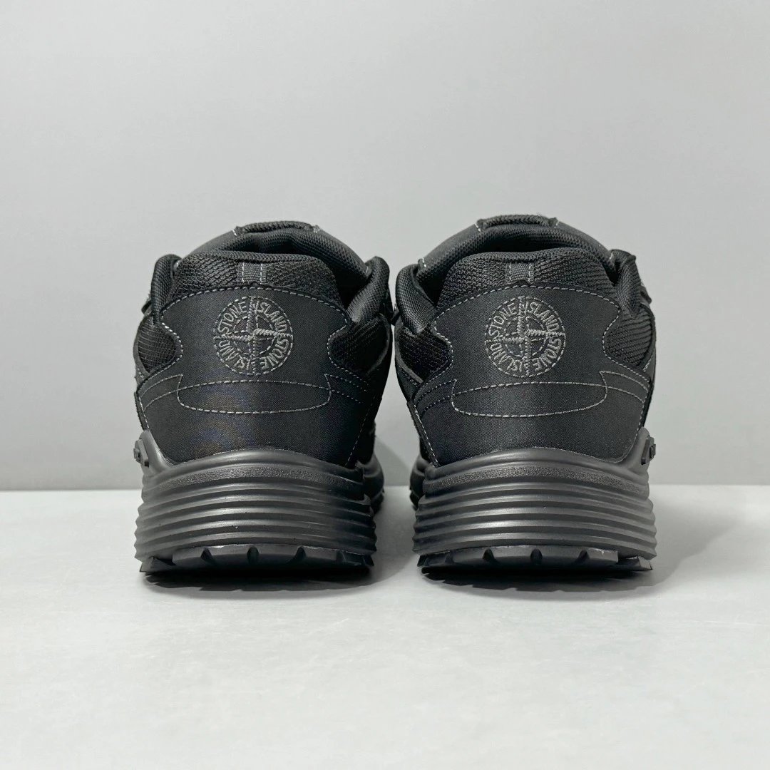 Casual Low-Top Sneakers Onyx Black - Gallery Image 3 - Detailed View