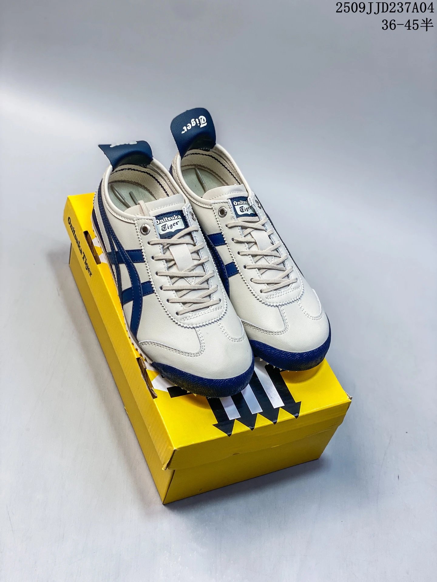 Onitsuka Tiger Mexico 66 Deluxe Ivory Blue - Gallery Image 6 - Detailed View