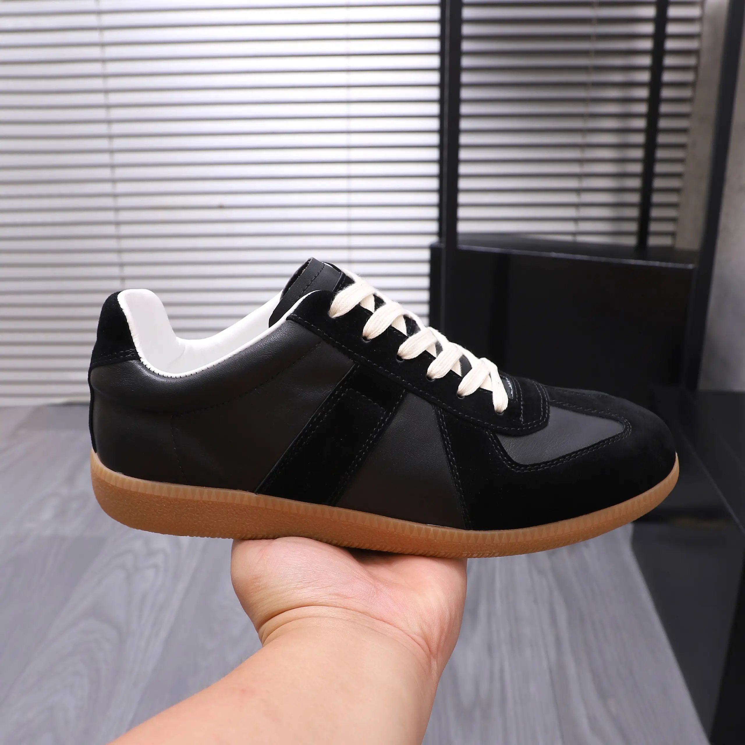 Maison Margiela Leather Sneakers Black - Gallery Image 6 - Detailed View