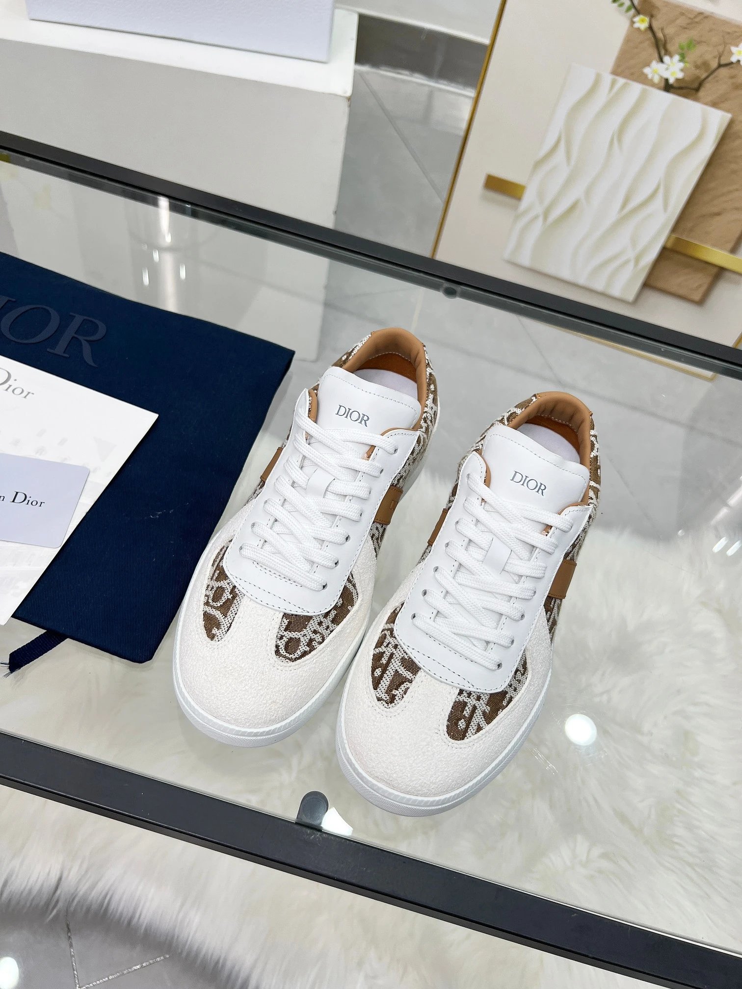 Dior B01 Sneakers Brown - Gallery Image 3 - Detailed View