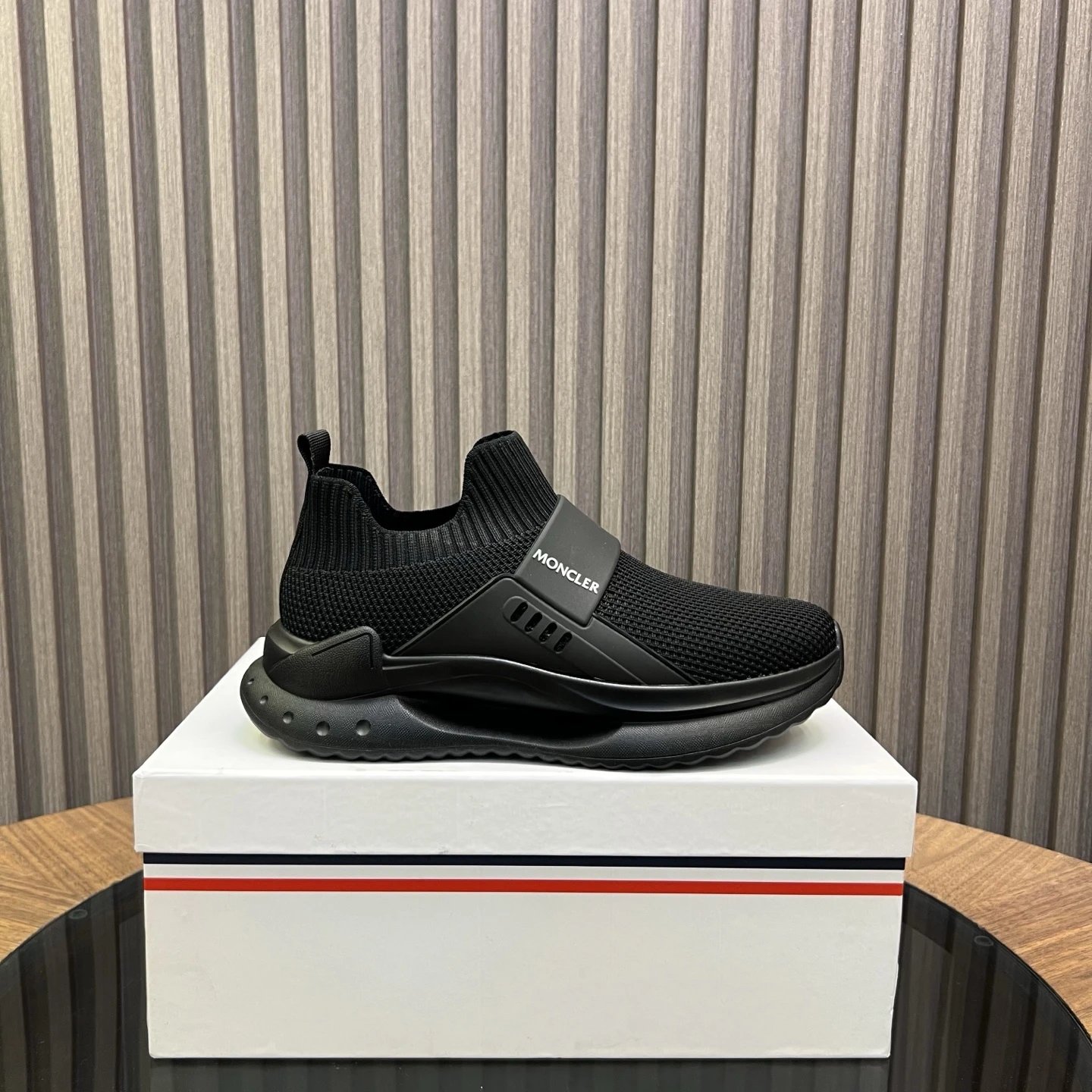 Moncler Ultra-light Knit Sneakers Black - High Quality Product Image - Cnfans