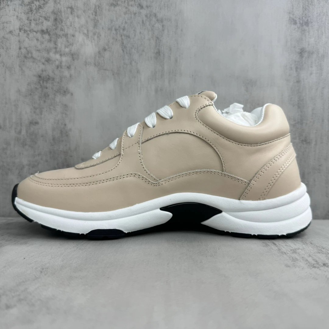 24SS Leather Chunky Sneakers Panda Style in Nude Beige - Gallery Image 7 - Detailed View