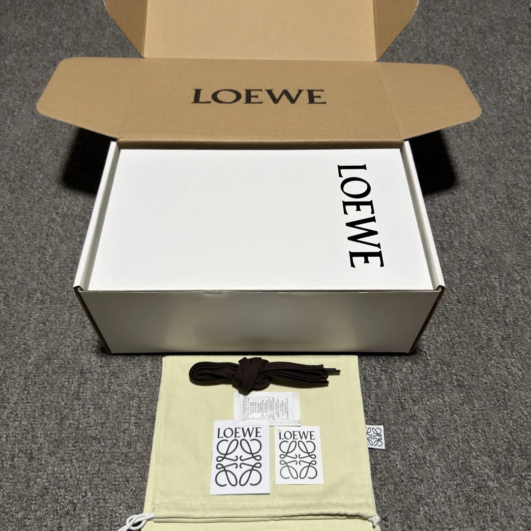 Loewe Ballet Runner Sneakers White Black - Gallery Image 8 - Detailed View