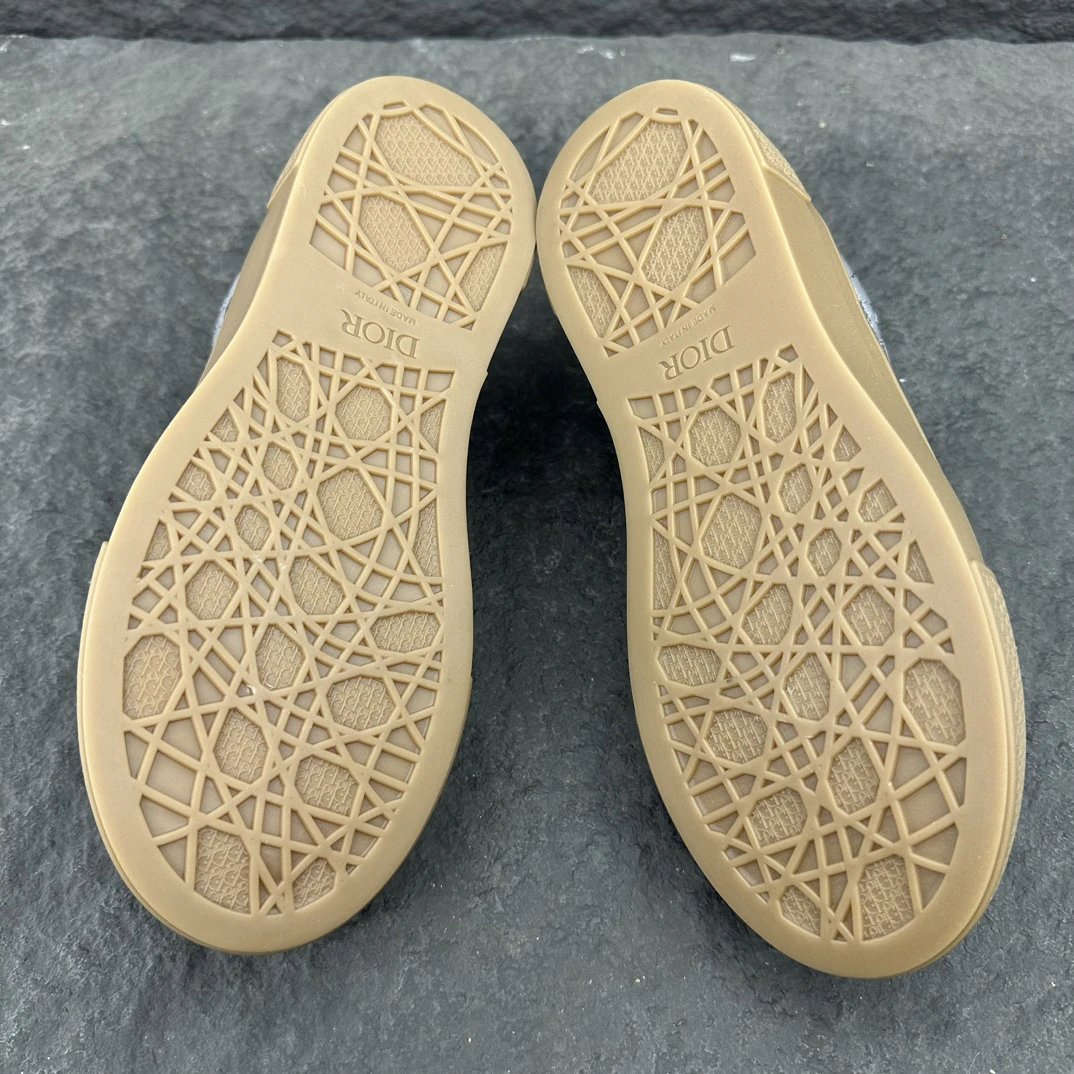 Cotton Tennis Sneakers Taupe - Gallery Image 6 - Detailed View