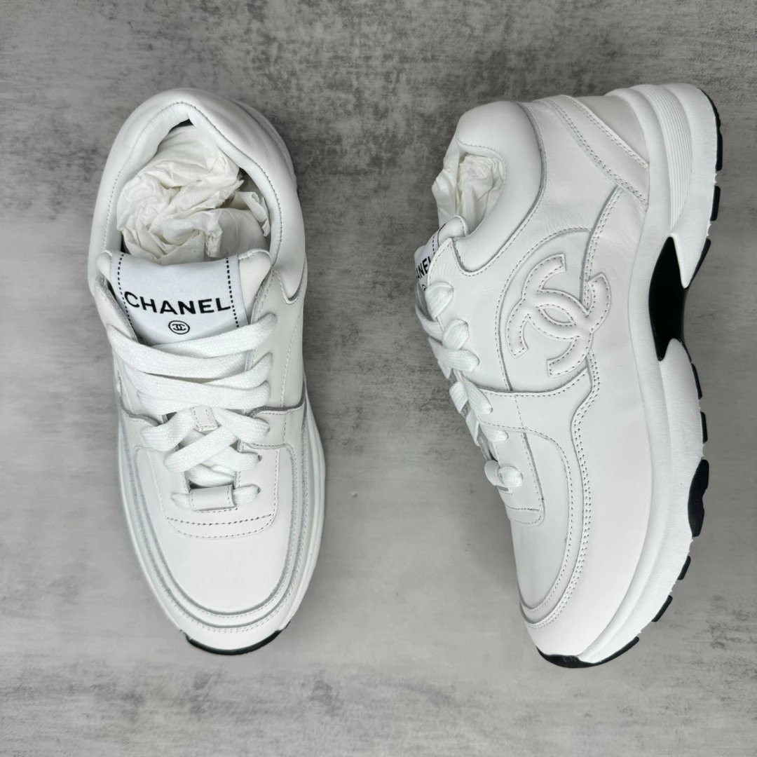 Luxury Leather Sneakers Panda Style with TPU Sole in Ivory White - Gallery Image 3 - Detailed View