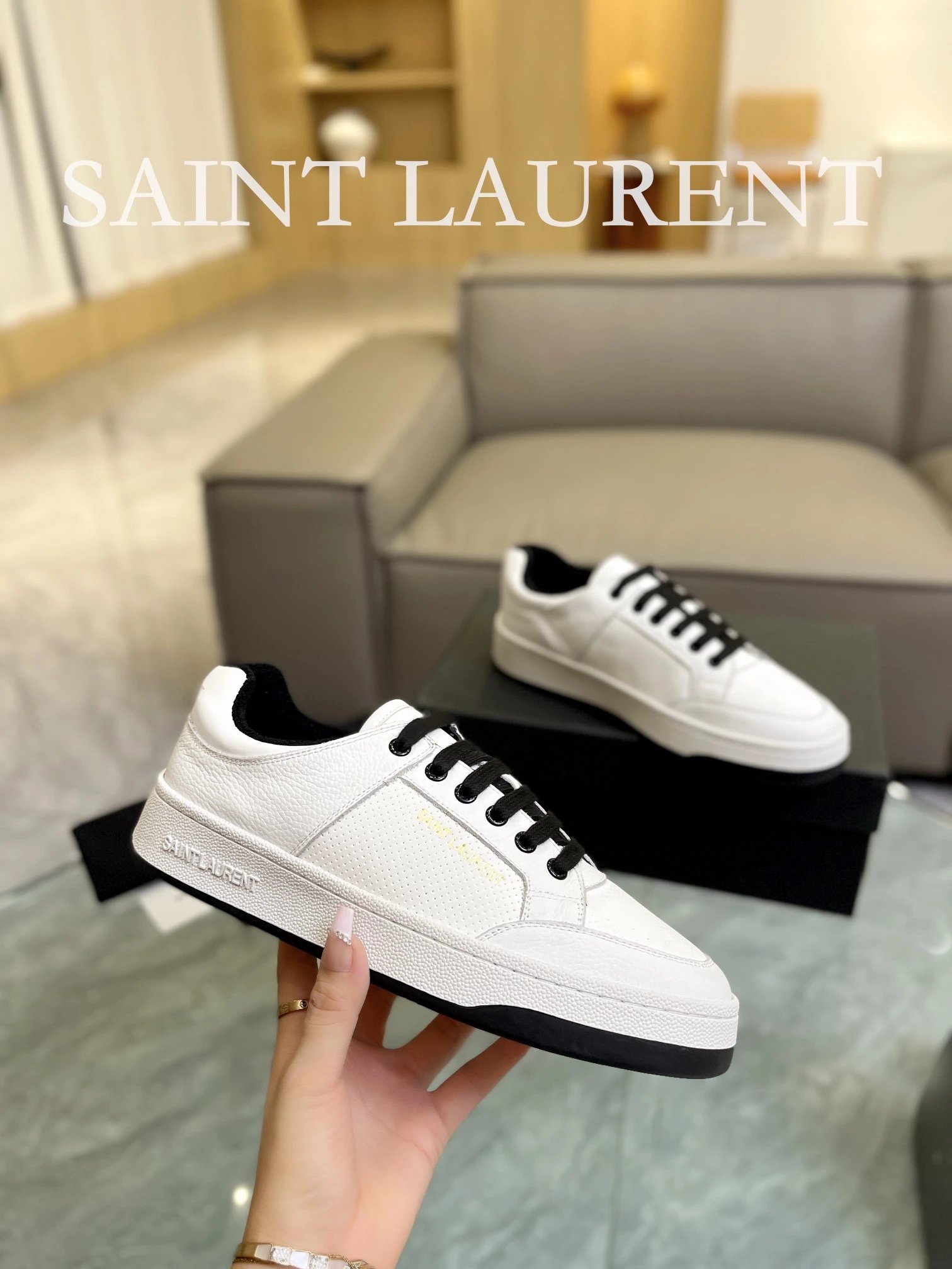 Saint Laurent Sneakers White - Gallery Image 5 - Detailed View