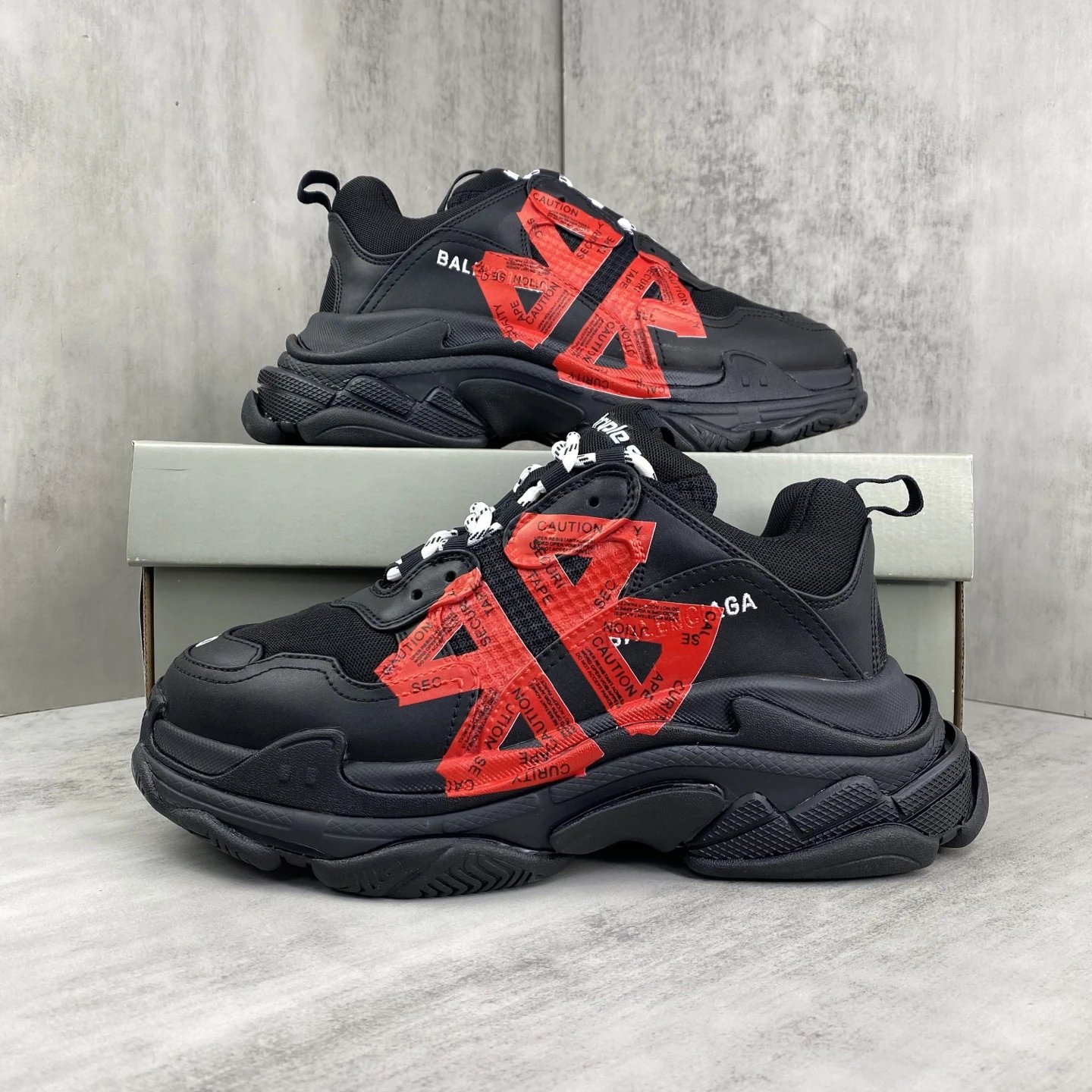 Retro Dad Sneakers Mesh TPU Chunky Sole Black Crimson - Gallery Image 9 - Detailed View
