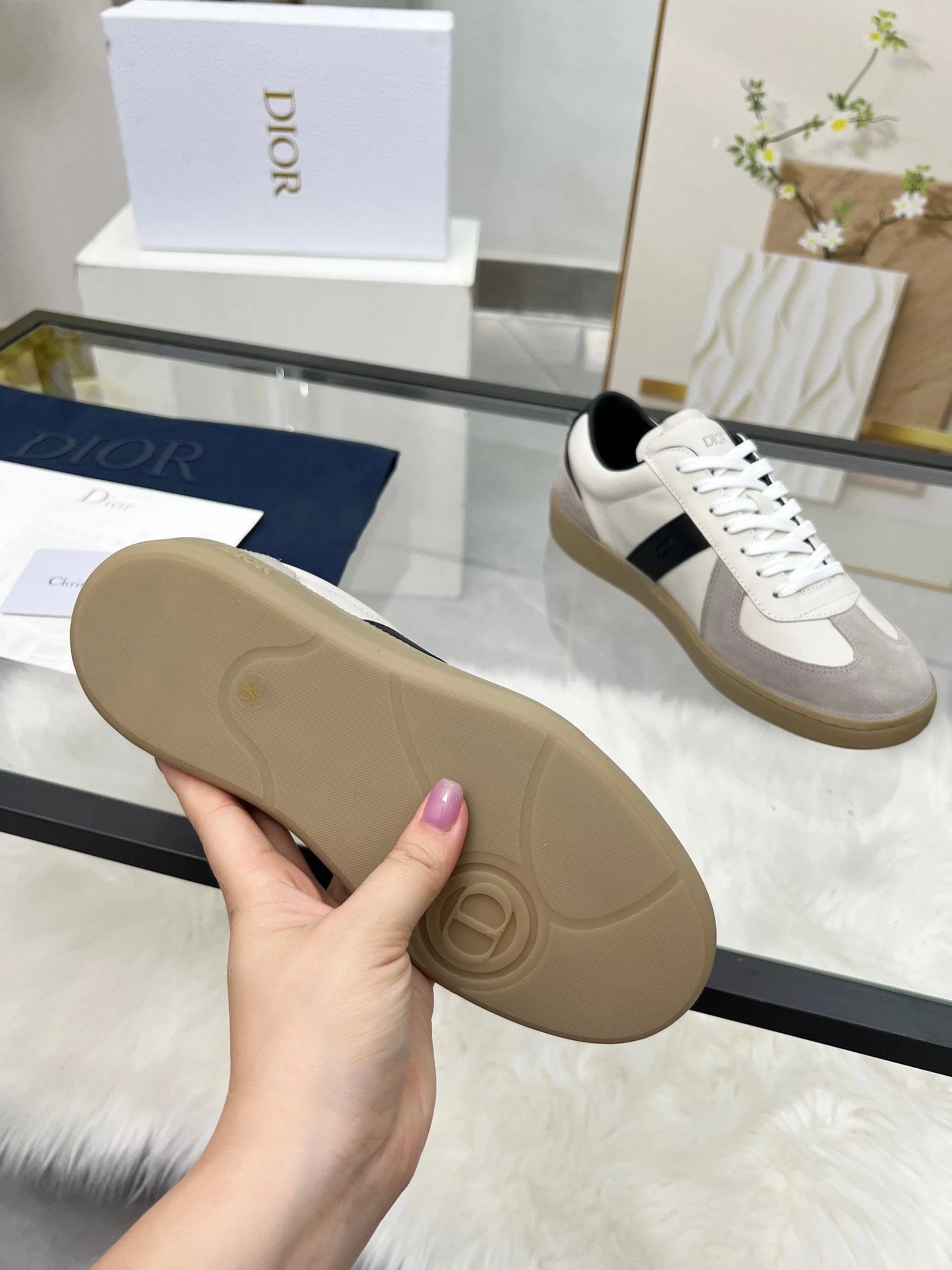 Dior B01 White Leather Sneakers Black - Gallery Image 6 - Detailed View