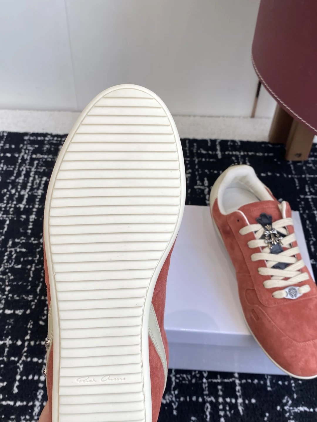 Vintage Suede Trainer Rust Ivory - Gallery Image 9 - Detailed View