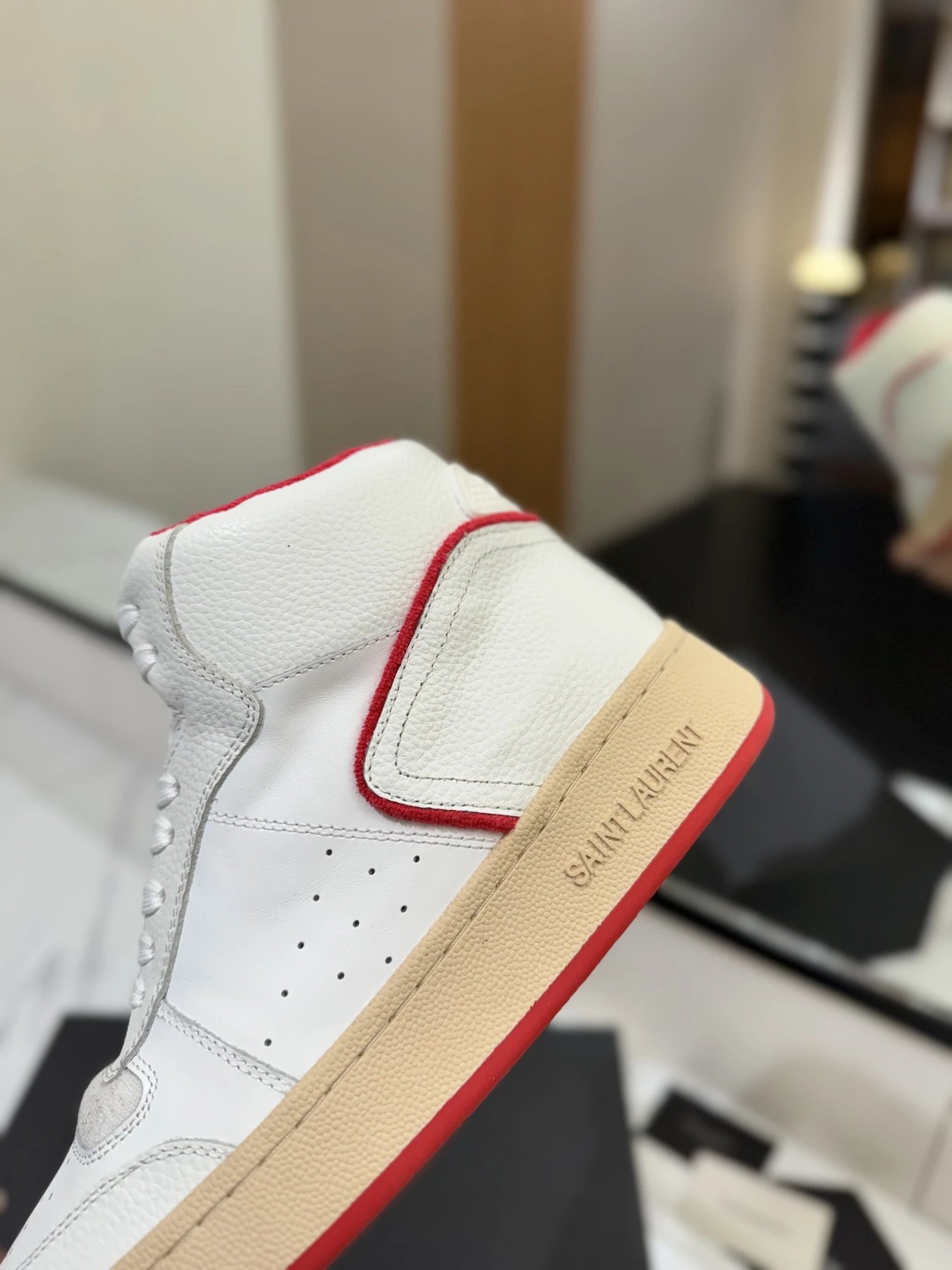 Saint Laurent SL61 Sneakers White Red - Gallery Image 8 - Detailed View
