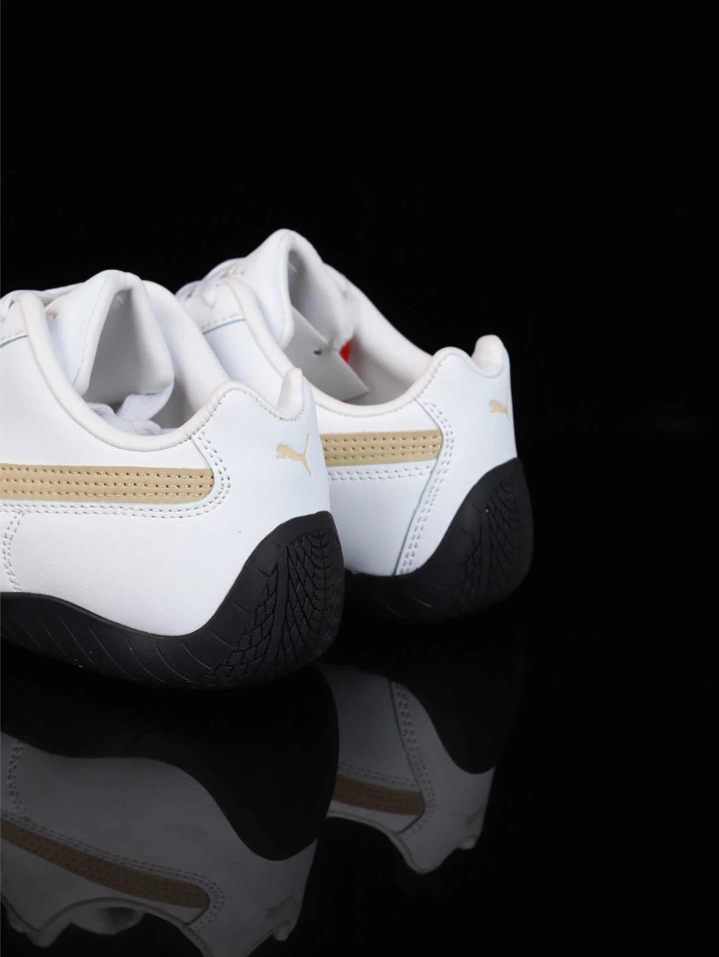 Puma Roma M Motorsport Sneakers White-Gold - Gallery Image 6 - Detailed View