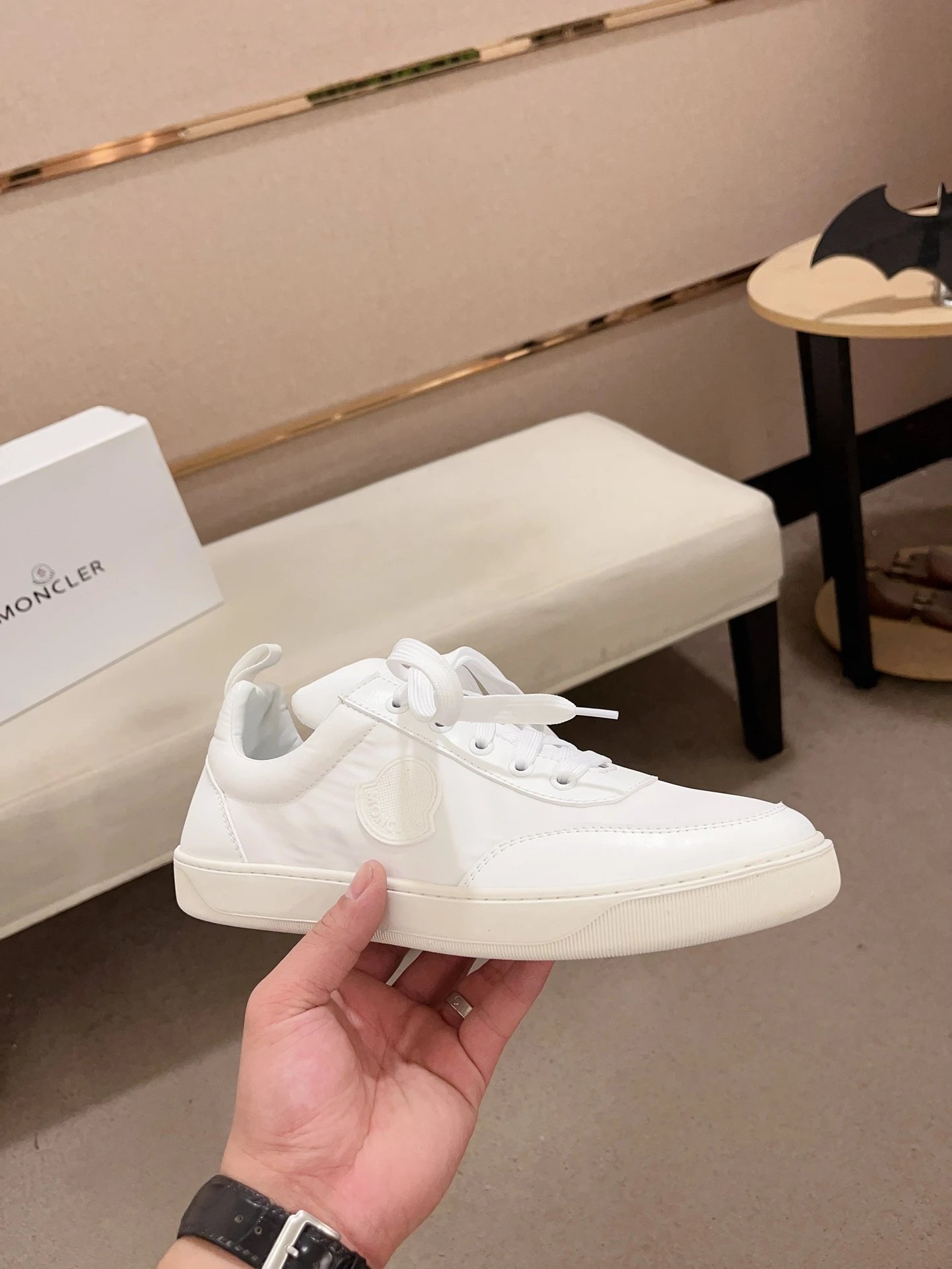 Moncler Lunarove Sneakers White - Gallery Image 4 - Detailed View