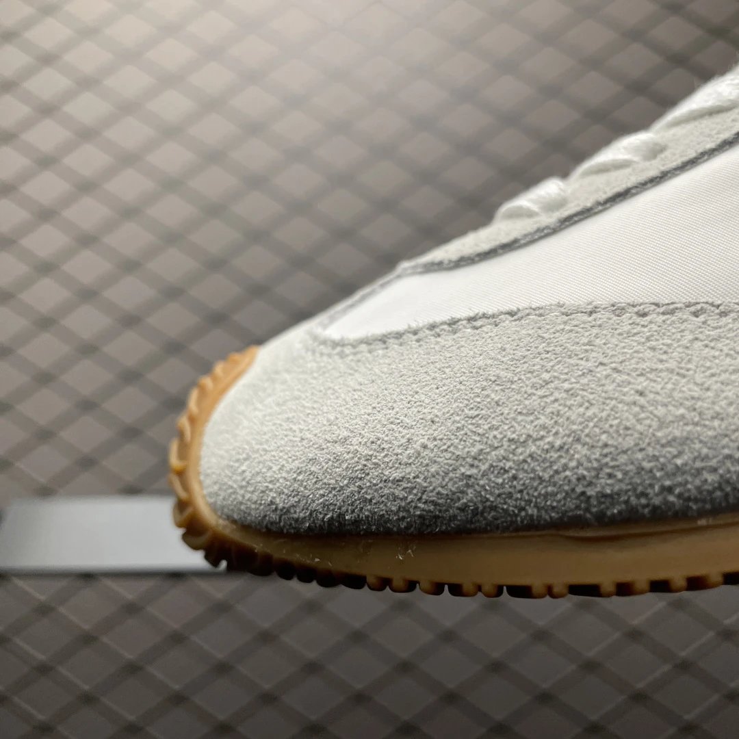 Loewe Ballet Runner Sneaker White Red - Gallery Image 6 - Detailed View