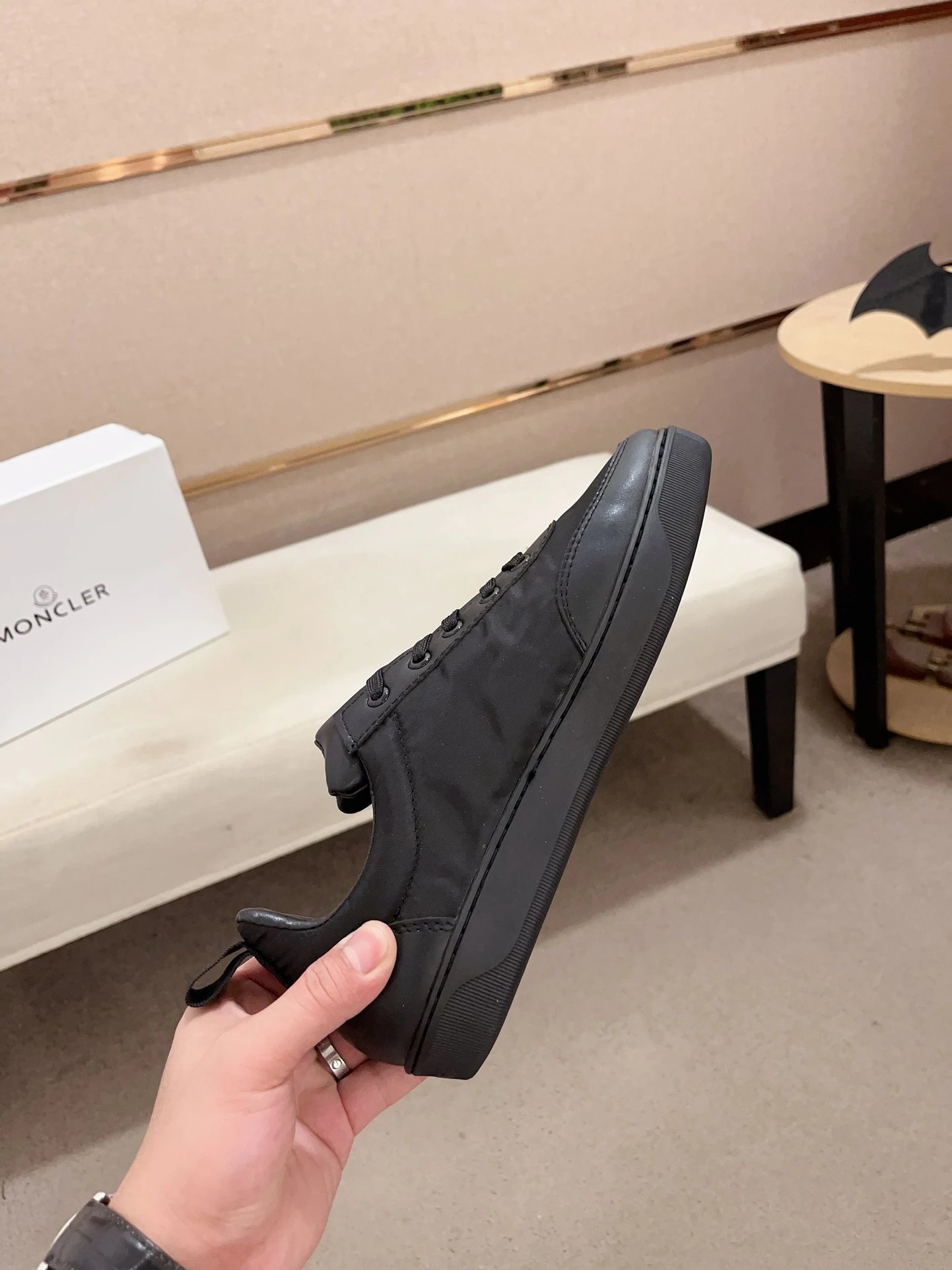 Moncler Lunarove Sneakers Black - Gallery Image 5 - Detailed View