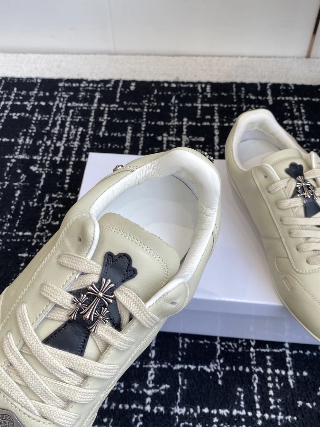Retro Leather Trainer Sneakers Cream Beige - Gallery Image 7 - Detailed View