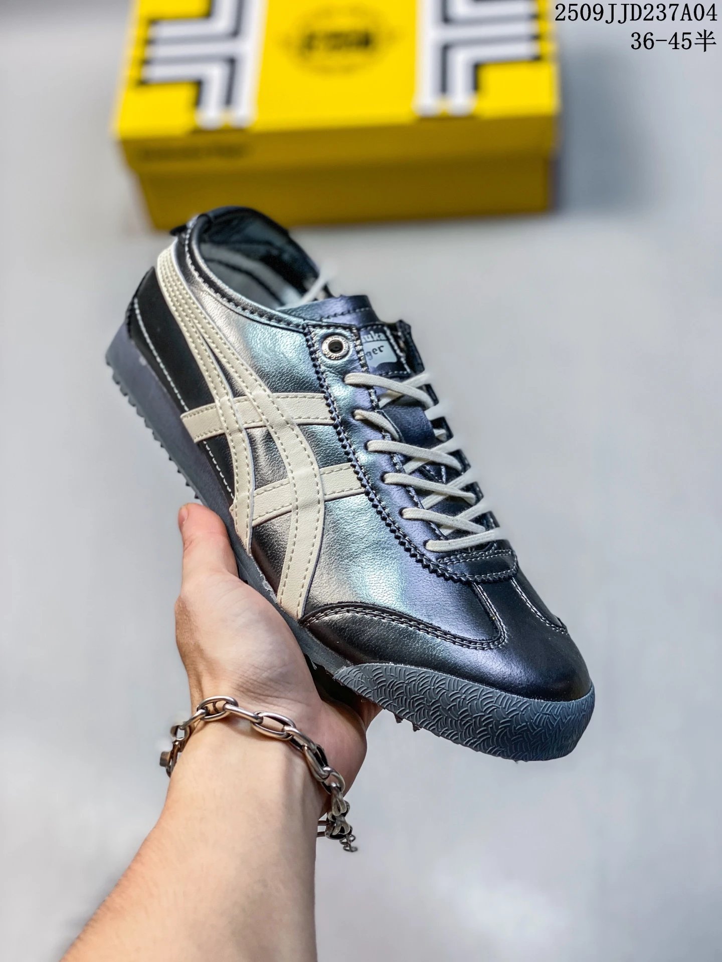 Onitsuka Tiger Mexico 66 Deluxe Multicolor - Gallery Image 5 - Detailed View