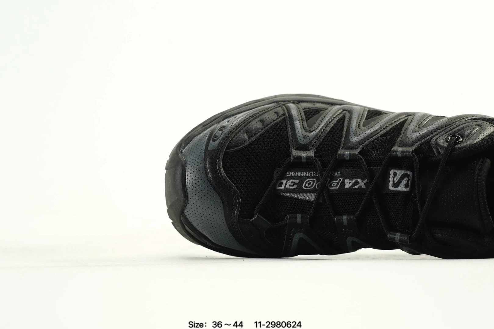 Salomon XT Whisper VOID Outdoor Shoes Black - Gallery Image 5 - Detailed View