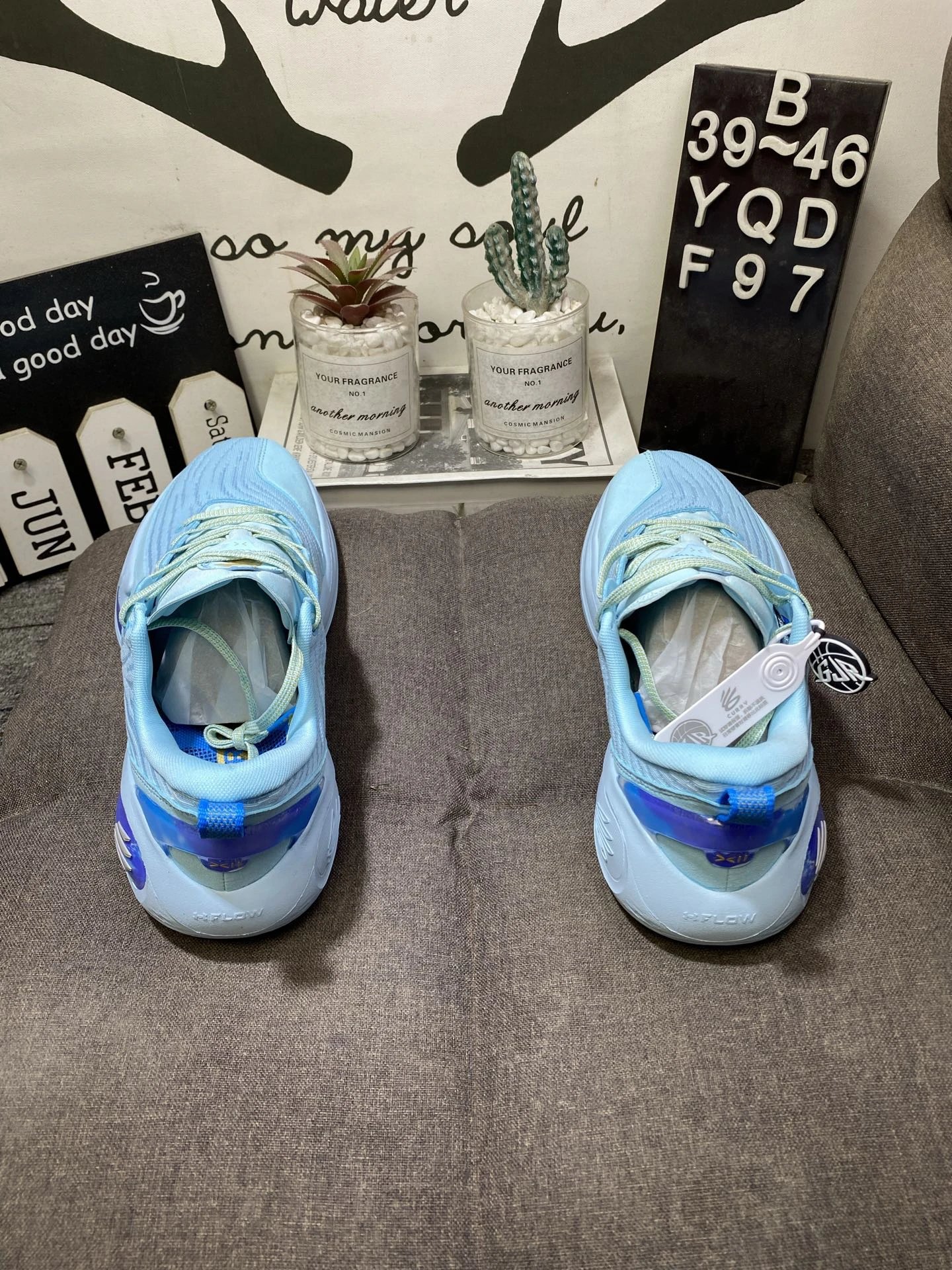 Curry HOVR Splash Basketball Shoes Ice Blue - Gallery Image 6 - Detailed View