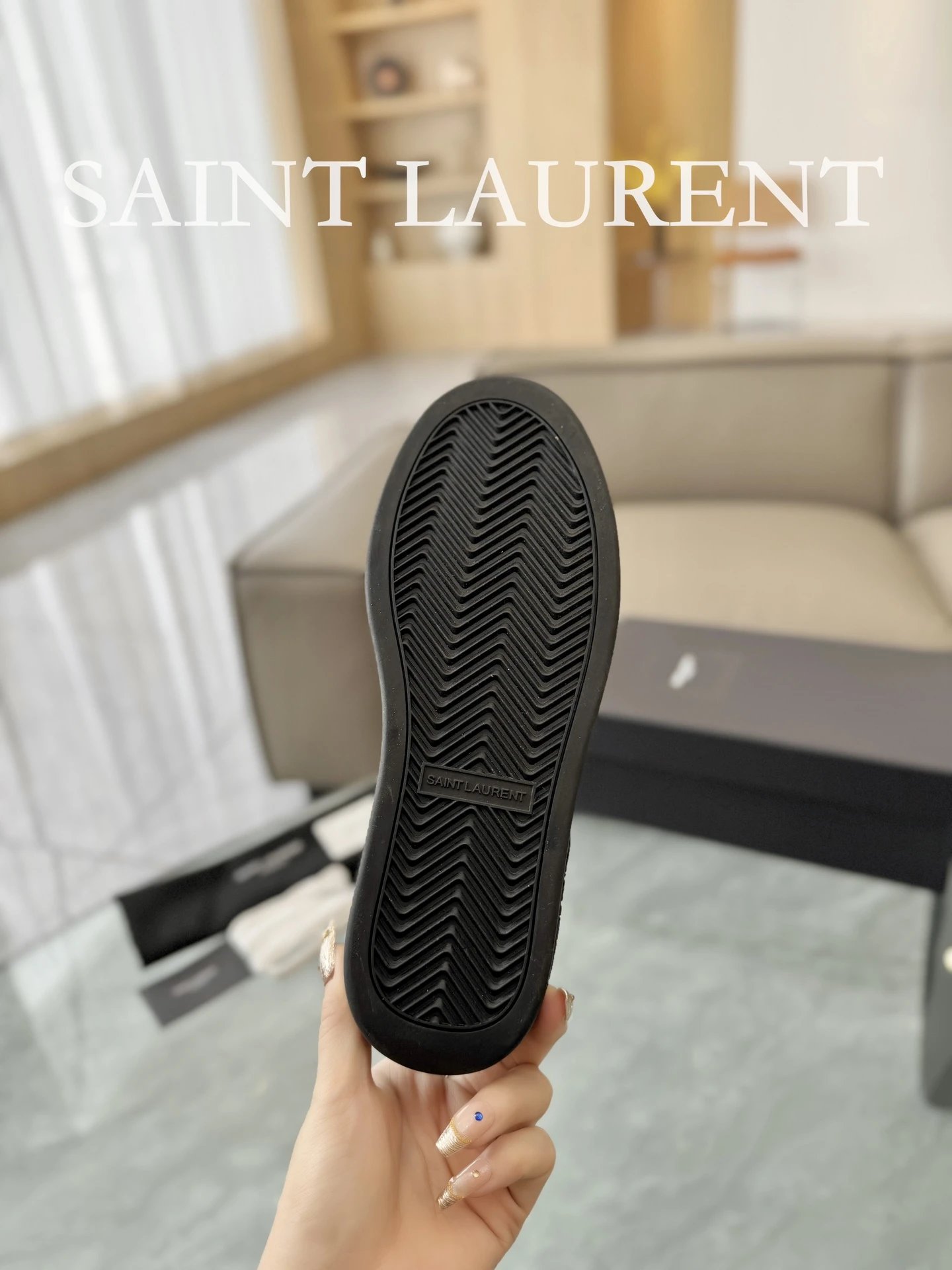 Saint Laurent Sneakers Black - Gallery Image 8 - Detailed View
