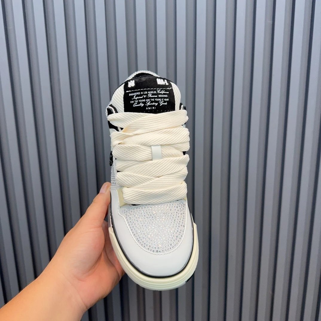 Unisex Leather Low Top Skate Sneakers Ivory White - Gallery Image 4 - Detailed View