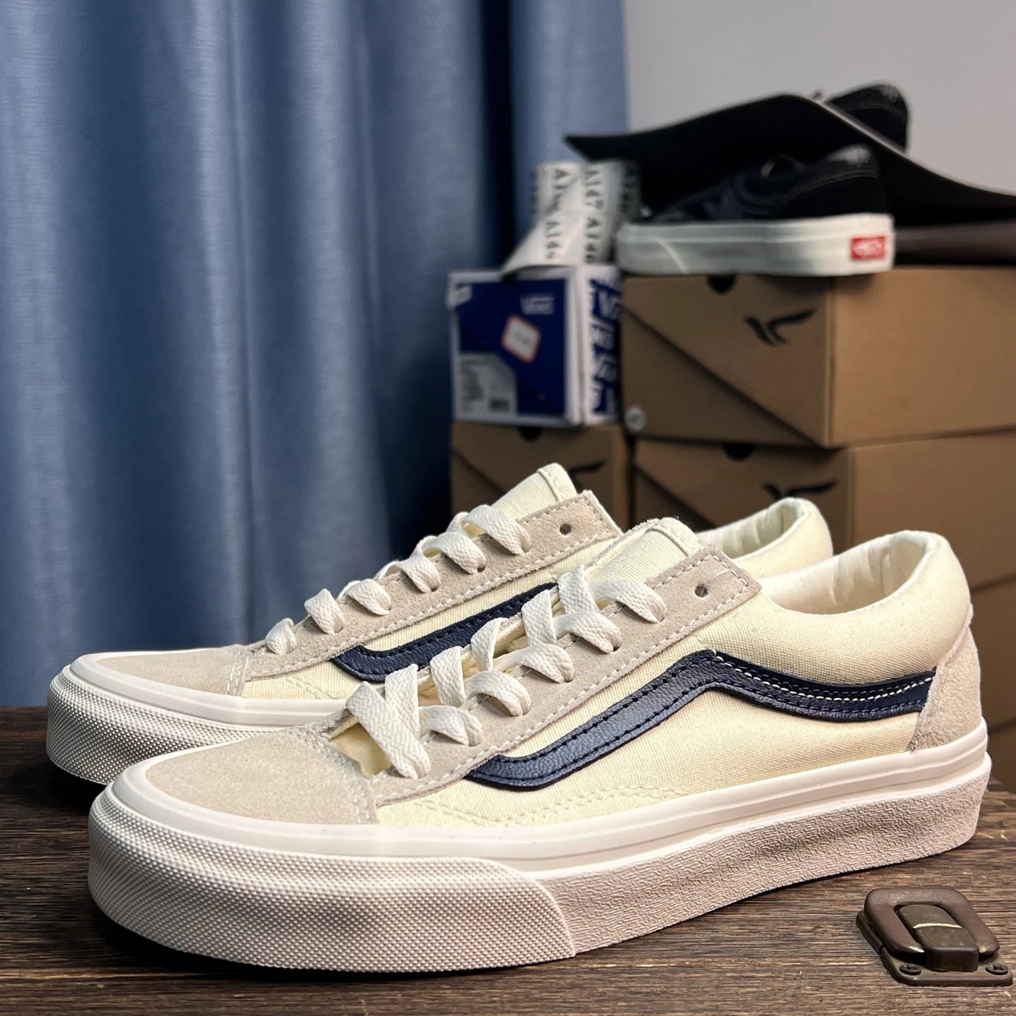 Old Skool 36 Canvas Sneakers Ivory Blue - Gallery Image 1 - Detailed View