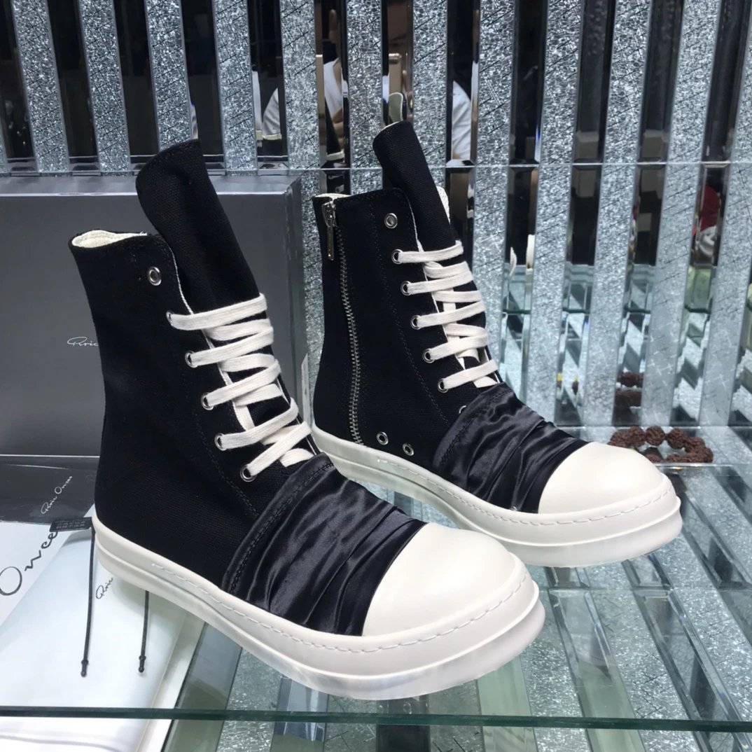 Rick Owens High-Top Pleated Sneakers Black - Gallery Image 3 - Detailed View