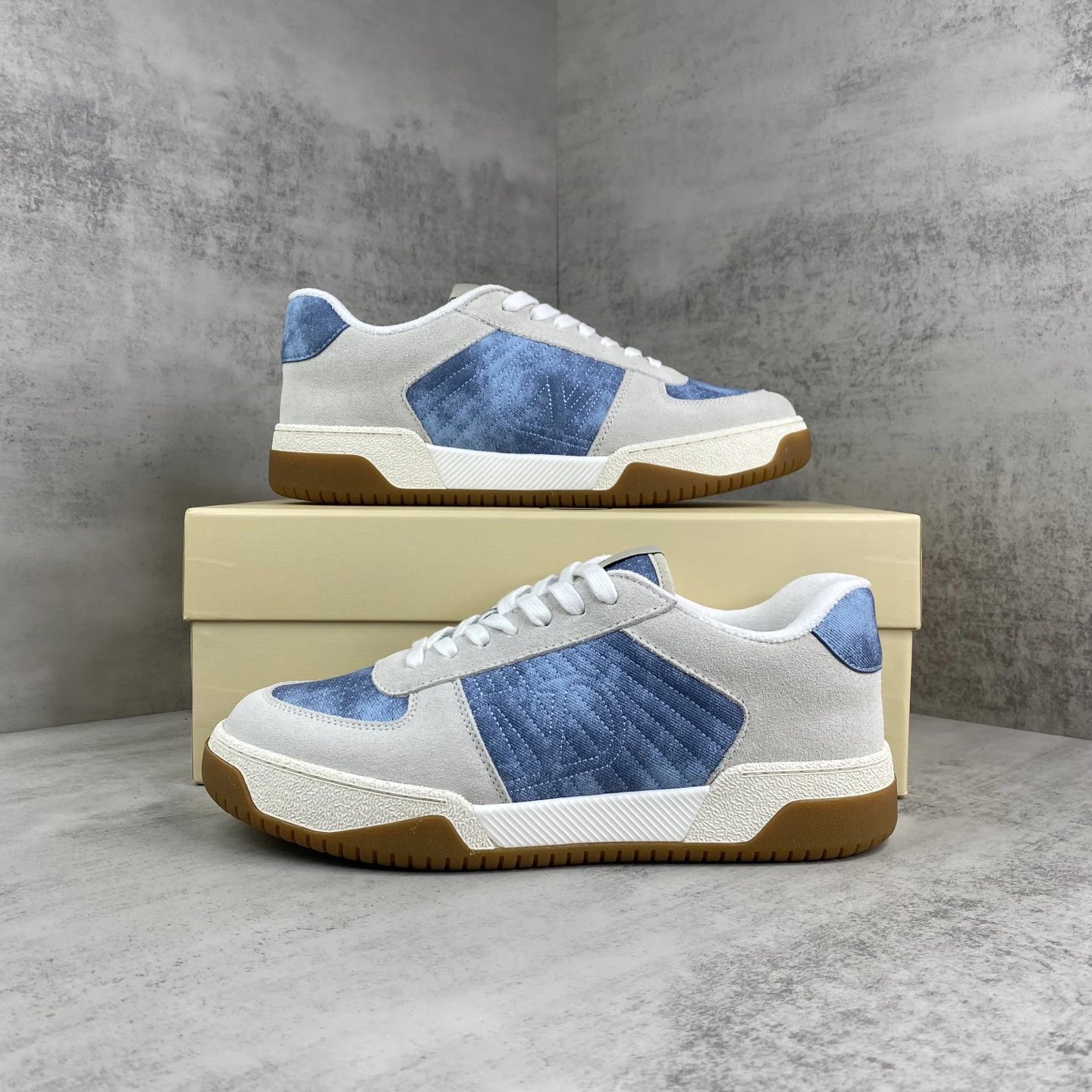 Joie de Jouer Leather Sneaker Ice Blue - Gallery Image 9 - Detailed View