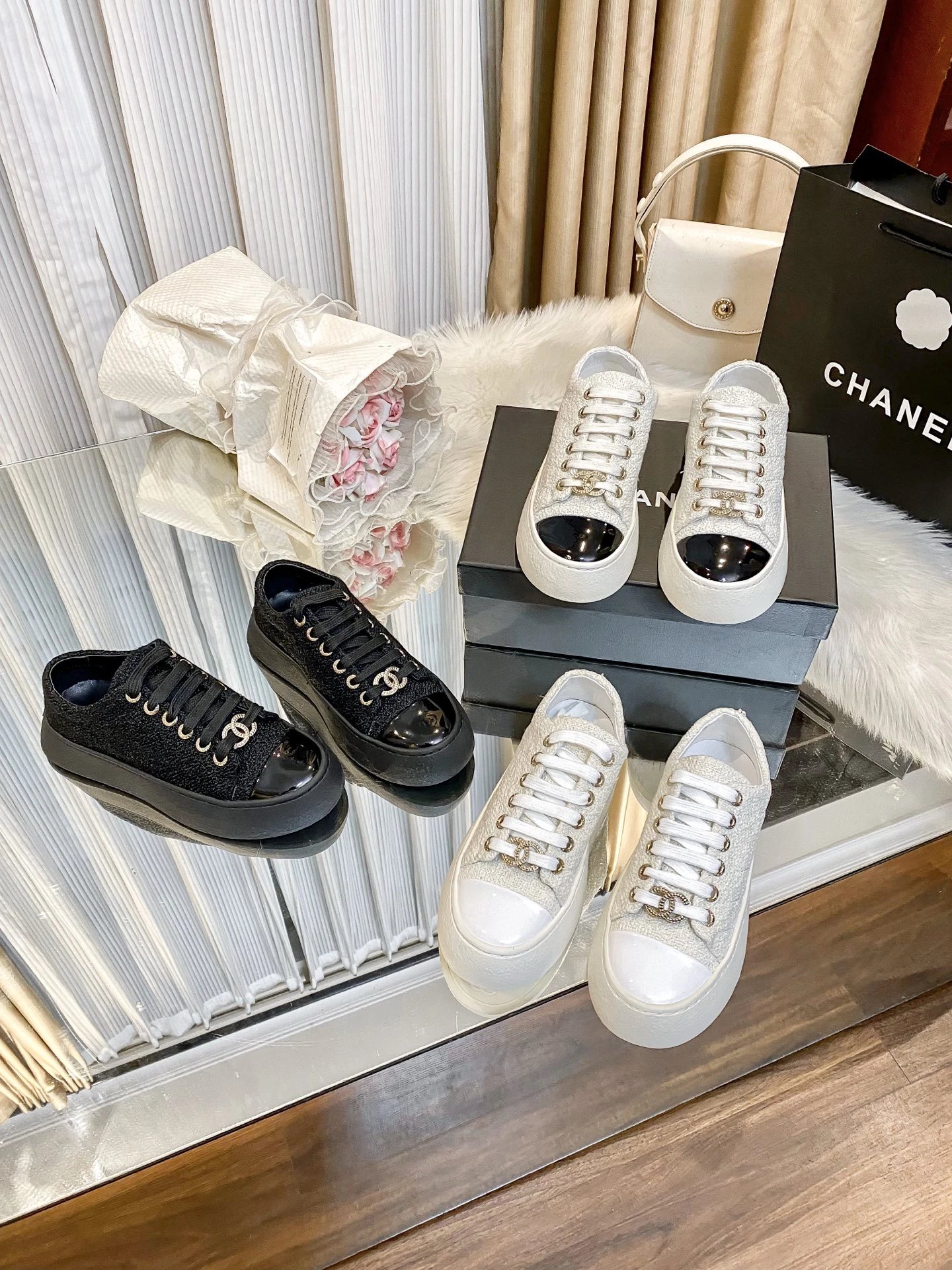 Chanel White Woven Sneakers - Gallery Image 3 - Detailed View