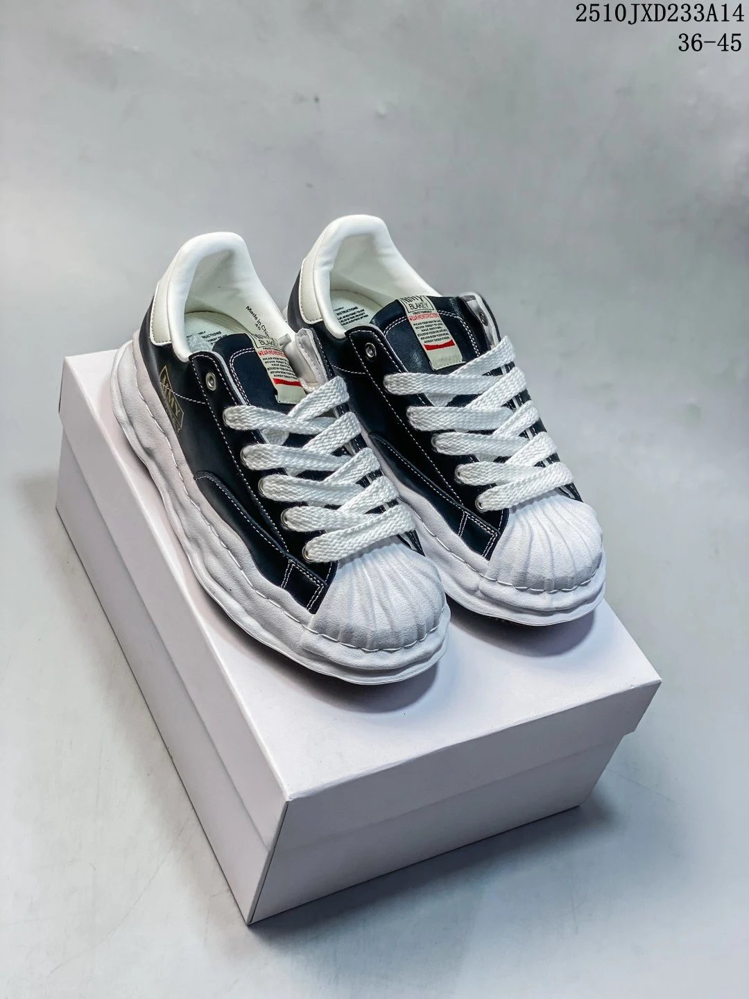 Maison MIHARA YASUHIRO MMY Original Sole Leather Sneakers White Black - Gallery Image 5 - Detailed View