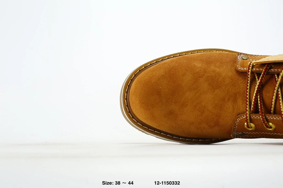 Outdoor Suede Boots Amber - Gallery Image 5 - Detailed View