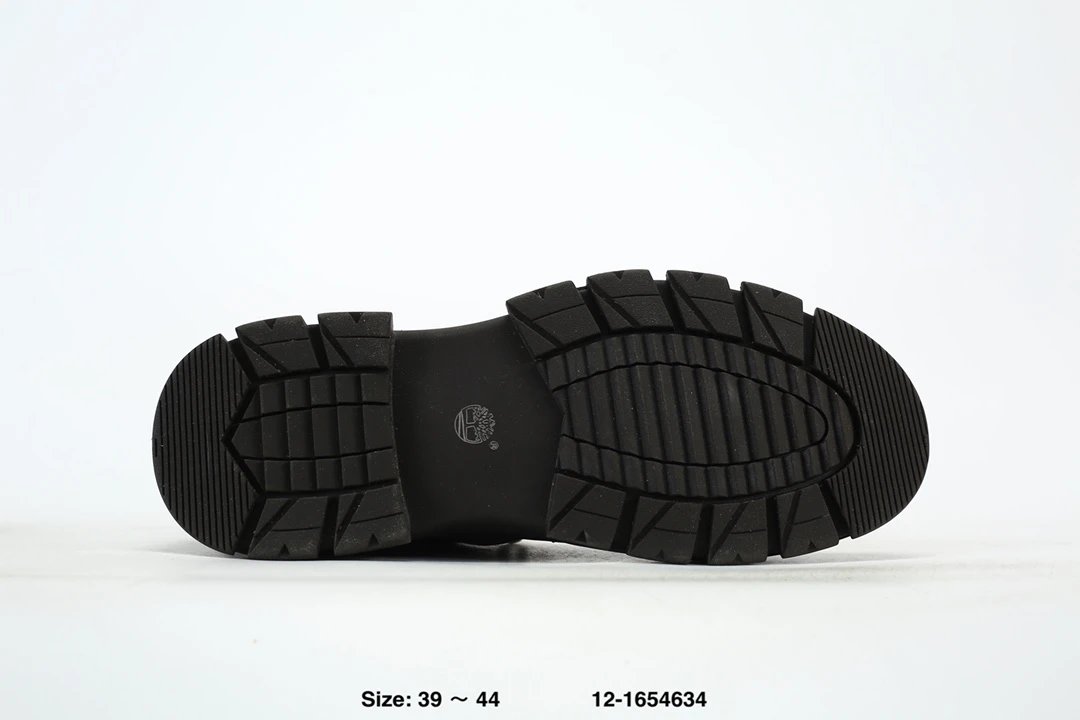 Outdoor Hiking Shoes Charcoal - Gallery Image 7 - Detailed View