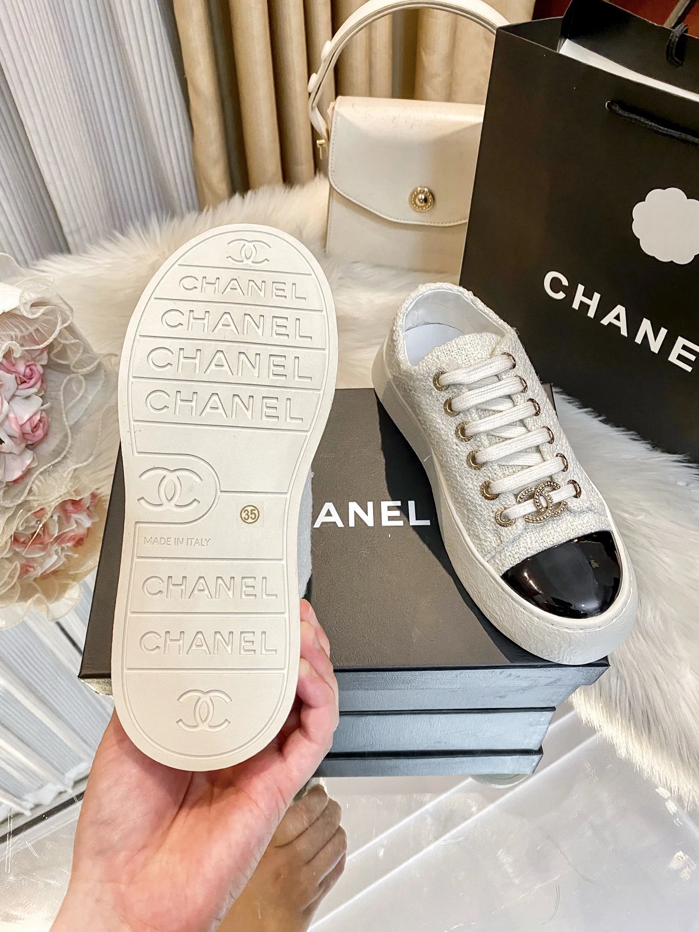 Chanel Tweed Platform Sneakers White - Gallery Image 5 - Detailed View
