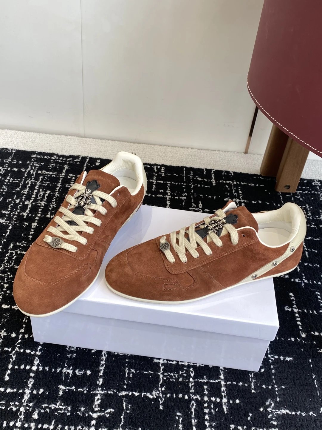 Vintage Suede Trainer Sneakers Ivory Rust - Gallery Image 3 - Detailed View