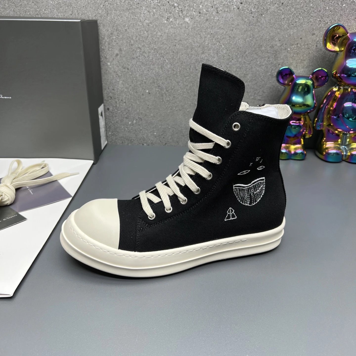 Rick Owens Casual High-Top Sneakers Black White - Gallery Image 8 - Detailed View