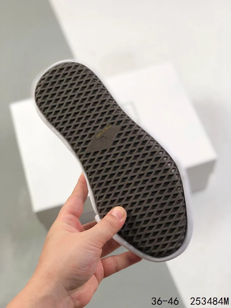 Maison Mihara Yasuhiro MMY Original Sole High Sneaker Black Beige - Gallery Image 7 - Detailed View