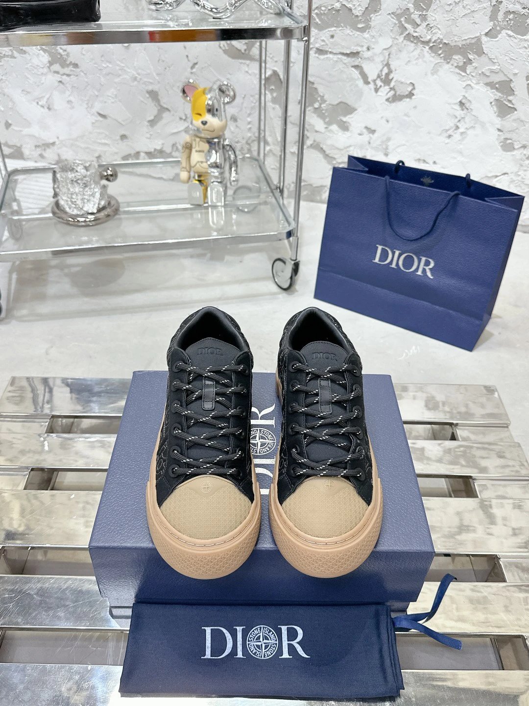 Casual Cotton Sneakers in Midnight Black - Gallery Image 5 - Detailed View