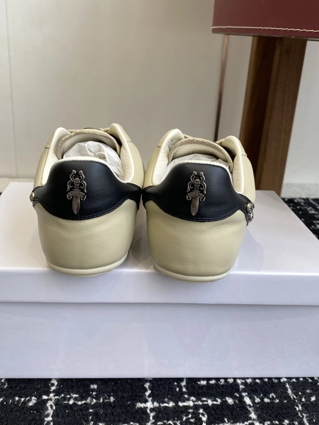 Vintage Leather Trainer Sneakers Cream Ivory - Gallery Image 8 - Detailed View