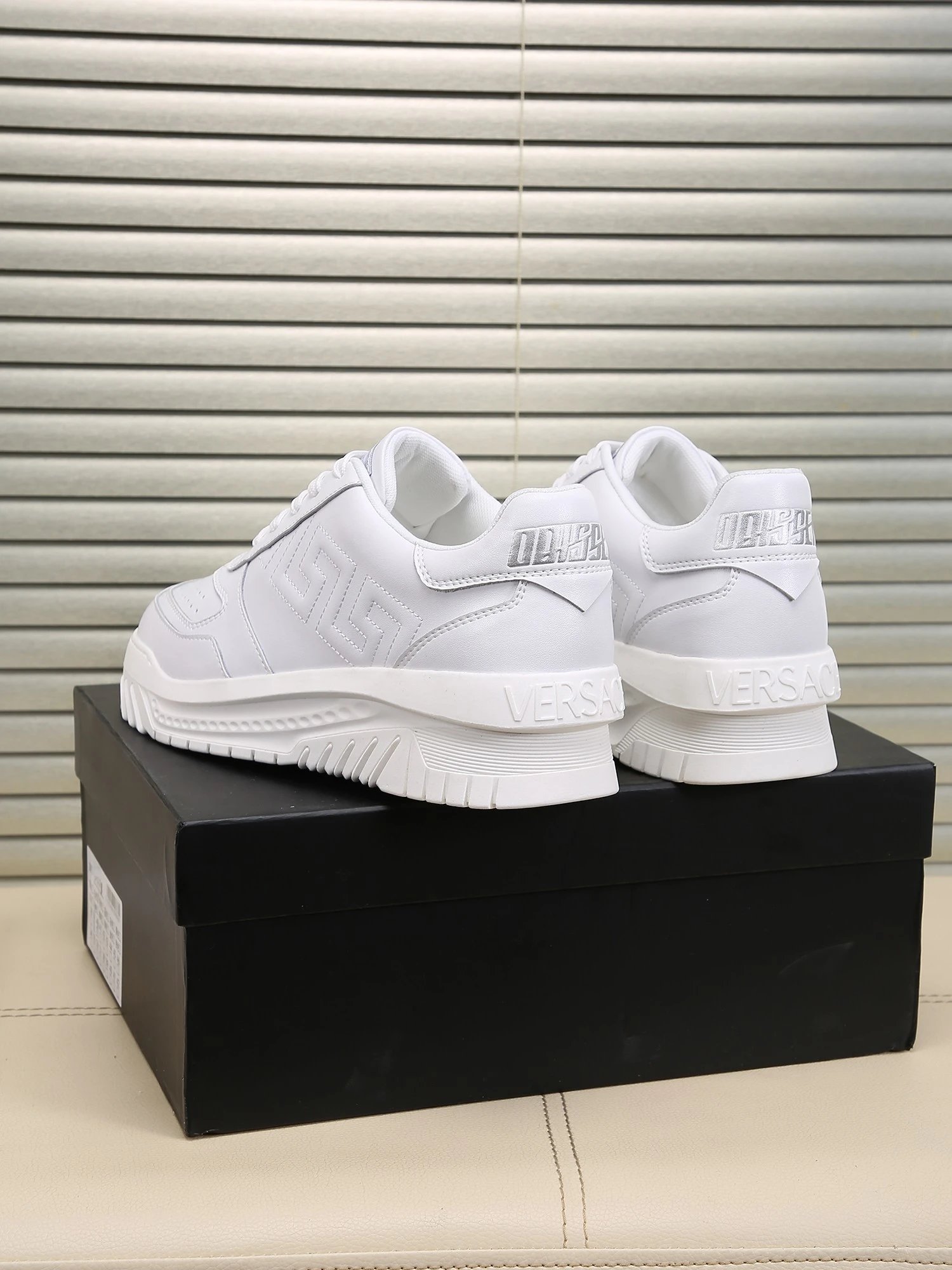 Grace Labyrinth Leather Sneakers Ivory White - Gallery Image 4 - Detailed View