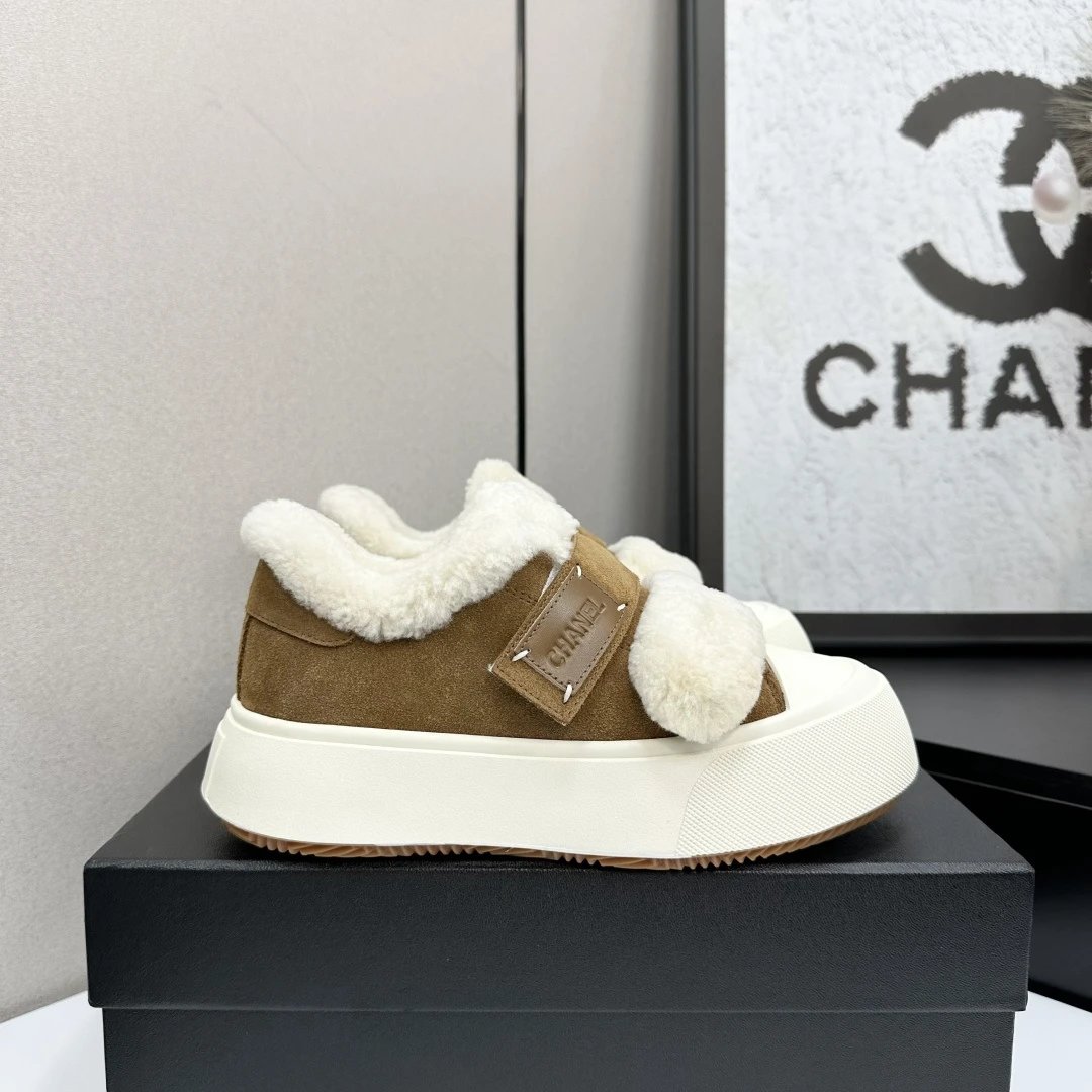 Chanel Shearling Panda Sneakers Brown - High Quality Product Image - Cnfans