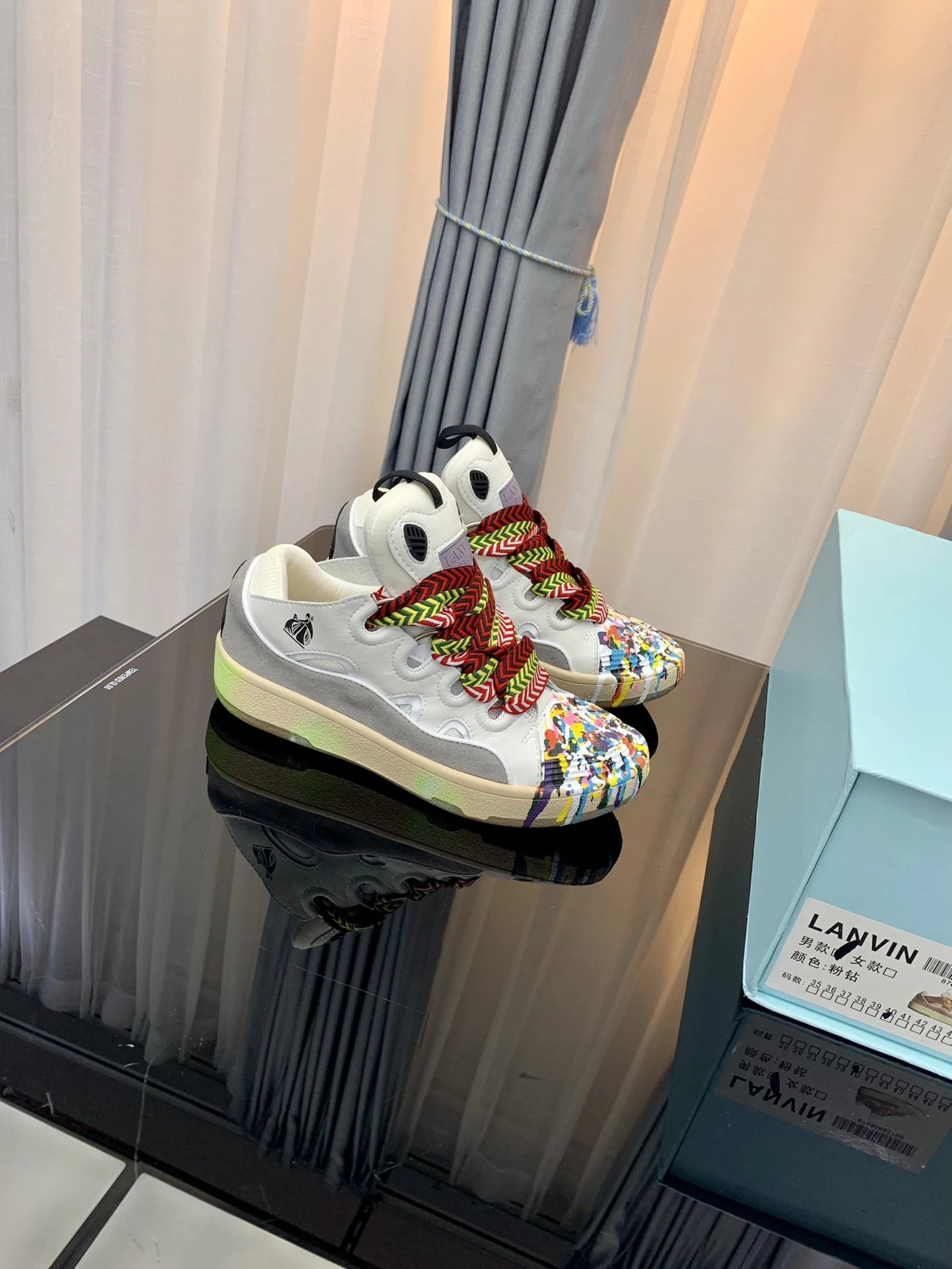 Lanvin Casual Sneakers Graffiti - Gallery Image 3 - Detailed View